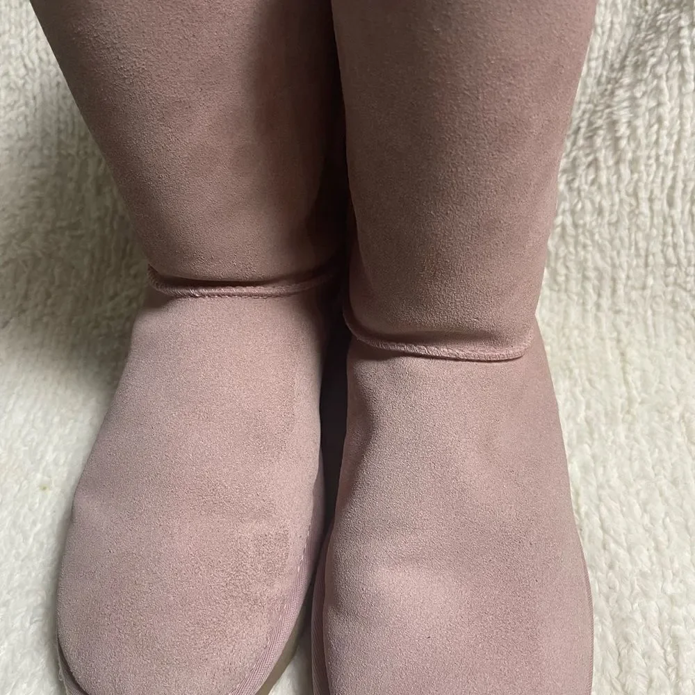 UGG Continuity leather suede light Pink short Boots gros grain ribbon accentSZ11